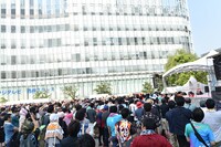 バニラビーンズによるSMILE GARDENラストパフォーマンスの様子。