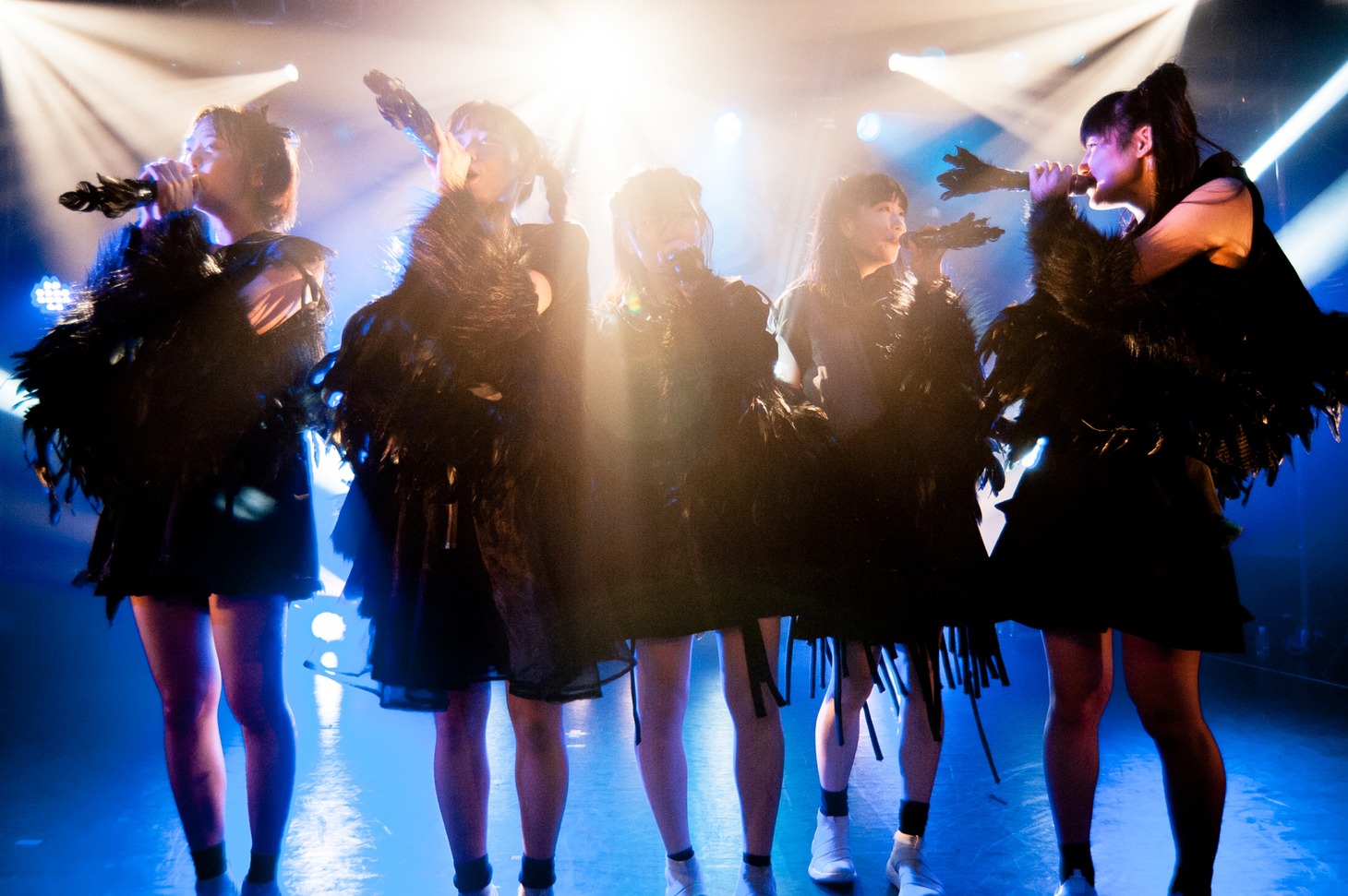 THERE THERE THERES「KHIMAIRA」の様子。（写真提供：AqbiRec）