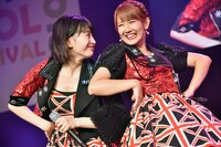 左から浅倉樹々（つばきファクトリー）、岡井千聖。
