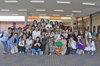 和歌山・アドベンチャーワールドの前での記念撮影。