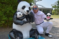 パンダとの対面に期待を高めるRG。