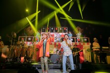 FLYING KIDSと超特急のコラボの様子。