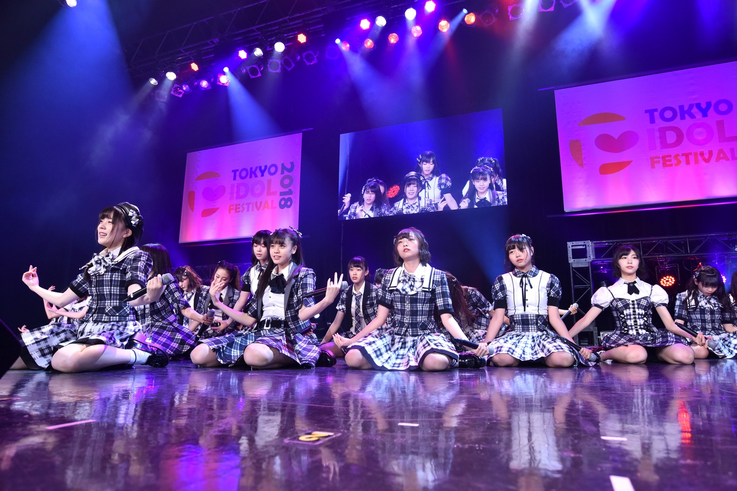 ラストアイドルファミリー