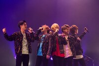 UNIONE「UNIONE Special Live "ONE HEART"at Zepp Divercity」東京・Zepp DiverCity TOKYO公演の様子。