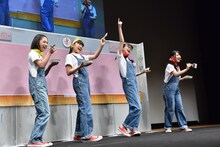 さくら学院「アートの授業 3」2時限目の様子。