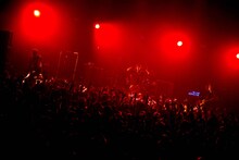 J「J LIVE TOUR 2018 -rise above-」東京・マイナビBLITZ赤坂公演の様子。（Photo by RINA ASAHI）