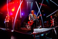 J「J LIVE TOUR 2018 -rise above-」東京・マイナビBLITZ赤坂公演の様子。（Photo by RINA ASAHI）