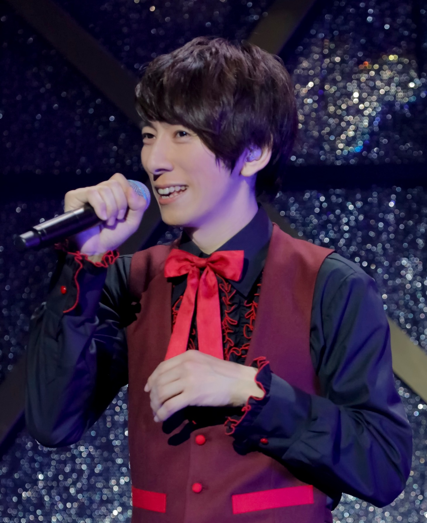 羽多野渉