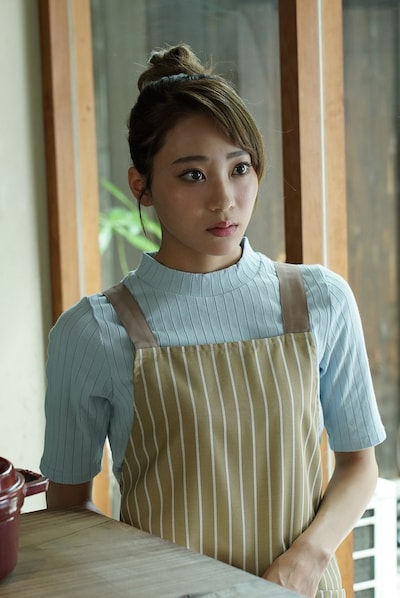 安田愛里演じる三好真由。 (c)テレビ朝日