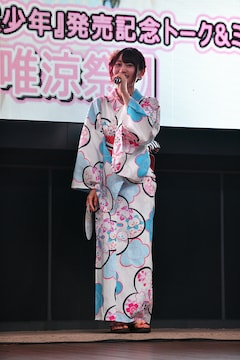 小倉唯 大好きな遊園地で23歳の誕生日 唯涼祭 浴衣姿で抱負を語る ライブレポート 写真15枚 音楽ナタリー