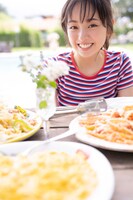 今泉佑唯（欅坂46）1stソロ写真集「誰も知らない私」掲載カット（撮影：中村和孝）