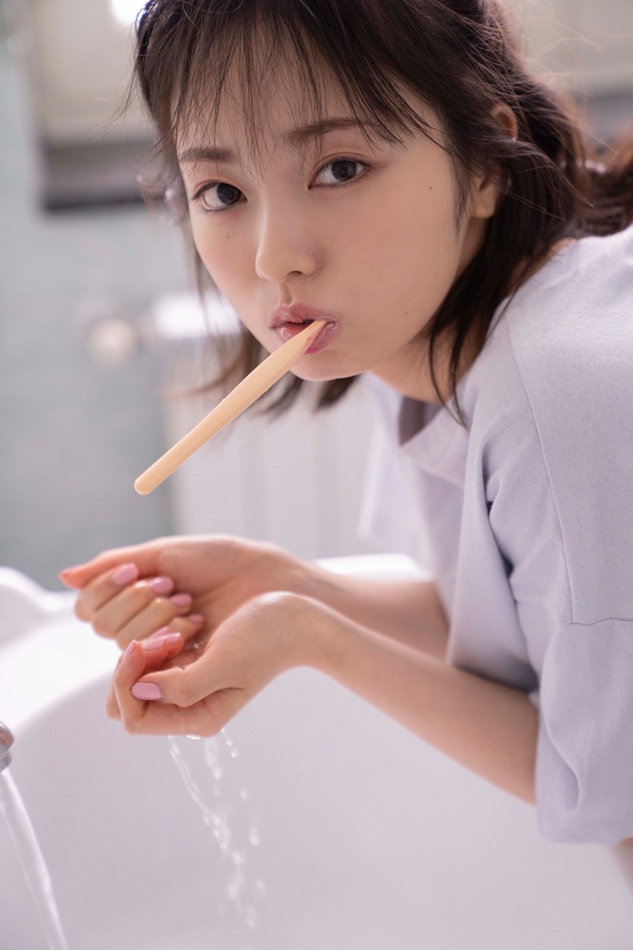 今泉佑唯（欅坂46）1stソロ写真集「誰も知らない私」掲載カット（撮影：中村和孝）