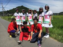 私立恵比寿中学とSUSHIBOYS。