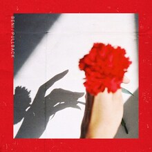 BENI「PULLBACK」配信ジャケット