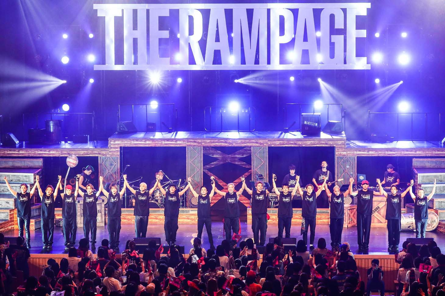 THE RAMPAGE from EXILE TRIBE「THE RAMPAGE LIVE TOUR 2017-2018 "GO ON THE RAMPAGE"」大阪・グランキューブ大阪公演の様子。（撮影：渡邉一生）