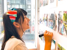 ロッカジャポニカ「最the高」写真展トークイベントの様子。（写真提供：キングレコード）