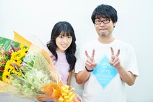 左から石原夏織、鷲崎健。（写真提供：ポニーキャニオン）