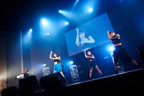 「石原夏織 BIRTHDAY EVENT -Career up Carry-」夜の部の様子。（写真提供：ポニーキャニオン）