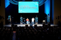 「石原夏織 BIRTHDAY EVENT -Career up Carry-」昼の部の様子。（写真提供：ポニーキャニオン）