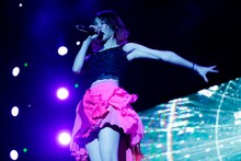 LiSA「LiVE is Smile Always～ASiA TOUR 2018～[eN]」台湾・新荘体育館公演の様子。（撮影：上飯坂一）