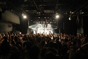 「BILLIE IDLE BILLIed IDLE TOUR 2.0」UNIT公演の様子。（写真提供：オツモレコード）