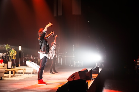 天月-あまつき-「サマーパーティー2018～ぼくらの家へようこそ！～」大阪公演の様子。