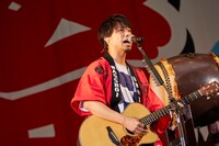 吉田結威（G, Vo）（撮影：岩崎真子）