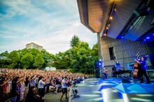 H ZETTRIO「Mysterious Superheroes Tour Final 2018 ～濃縮還元遊戯舞台～」の様子。（Photo by Hiroki Nishioka）
