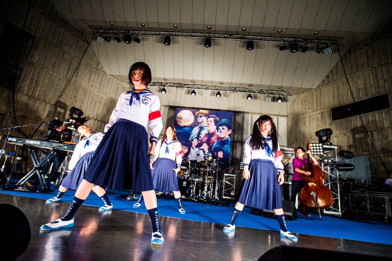 H ZETTRIOと新しい学校のリーダーズ。（Photo by Hiroki Nishioka）