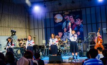 H ZETTRIOと新しい学校のリーダーズ。（Photo by Hiroki Nishioka）