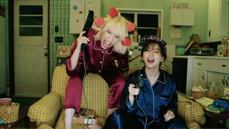 chelmico「Player」ミュージックビデオより。