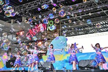 私立恵比寿中学「エビ中 夏のファミリー遠足 略してファミえん in 山中湖2018」の様子。