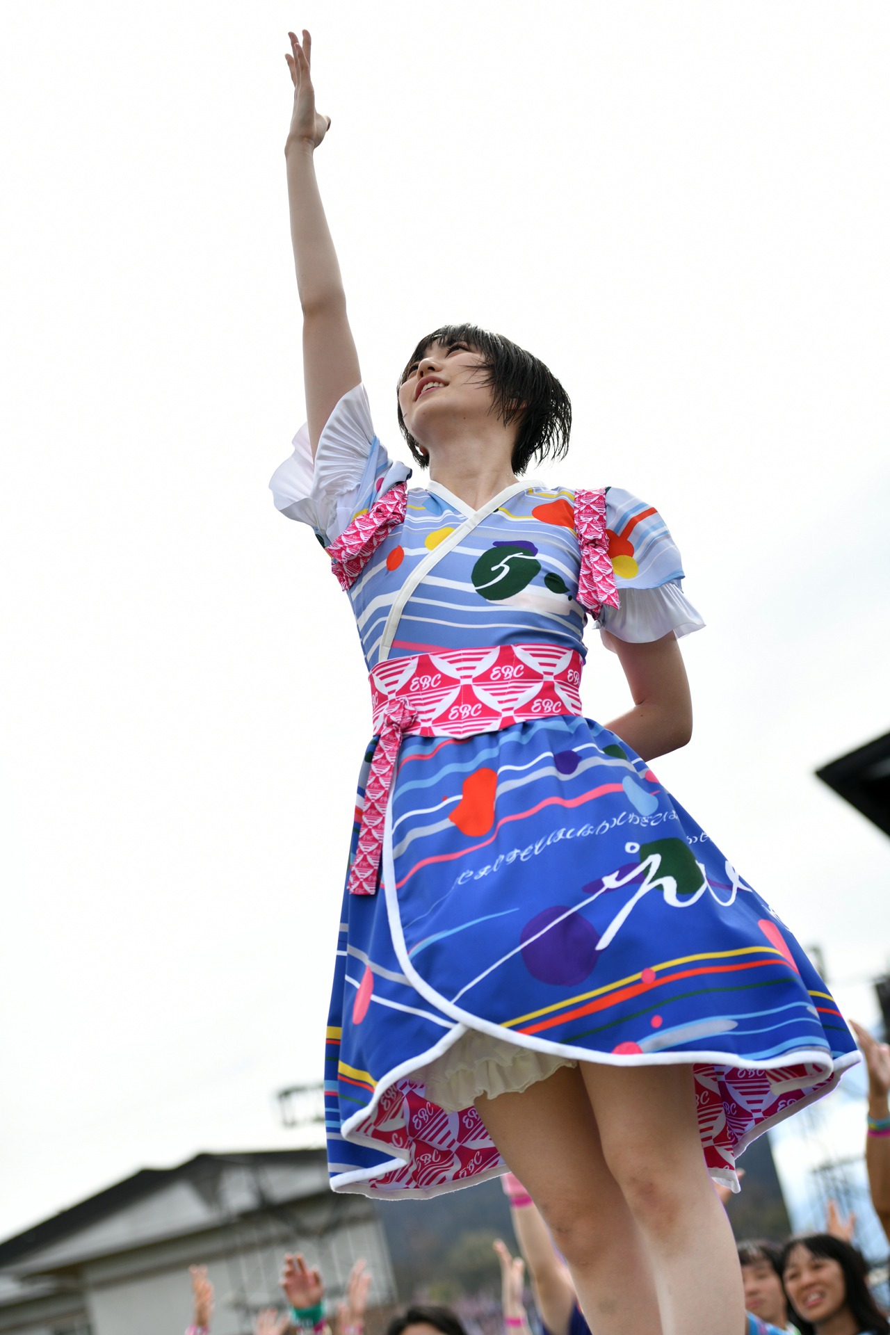 安本彩花