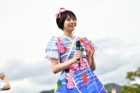 安本彩花