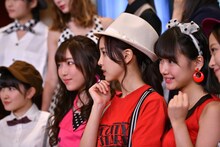 「ハロプロのモノホン！」について取材を受けるモーニング娘。'18。