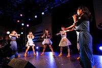 CROWN POP（撮影：笹森健一）