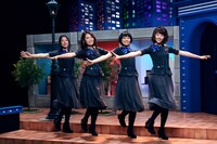 東池袋52「愛セゾン」ミュージックビデオのワンシーン。