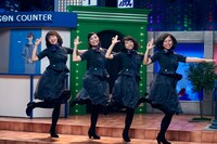 東池袋52「愛セゾン」ミュージックビデオのワンシーン。