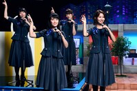 東池袋52「愛セゾン」ミュージックビデオのワンシーン。