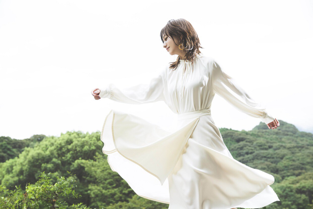 元AAA伊藤千晃が音楽活動を本格化、9月にソロ曲「New Beginning