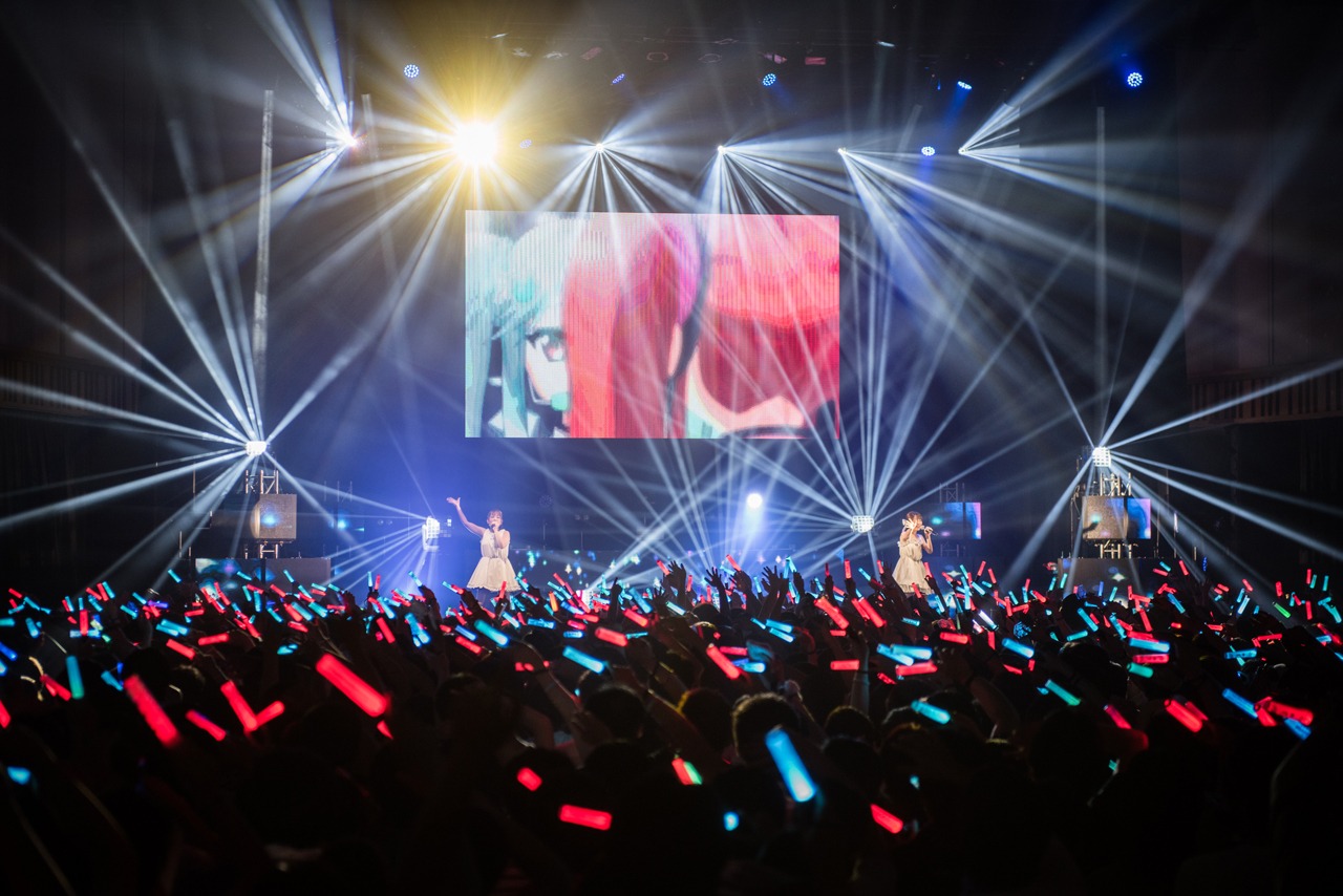 ここなつのワンマンライブ「EDP presents ここなつワンマンライブ2018～ミライコウシン～」の様子。（撮影：星野耕作、井上演）