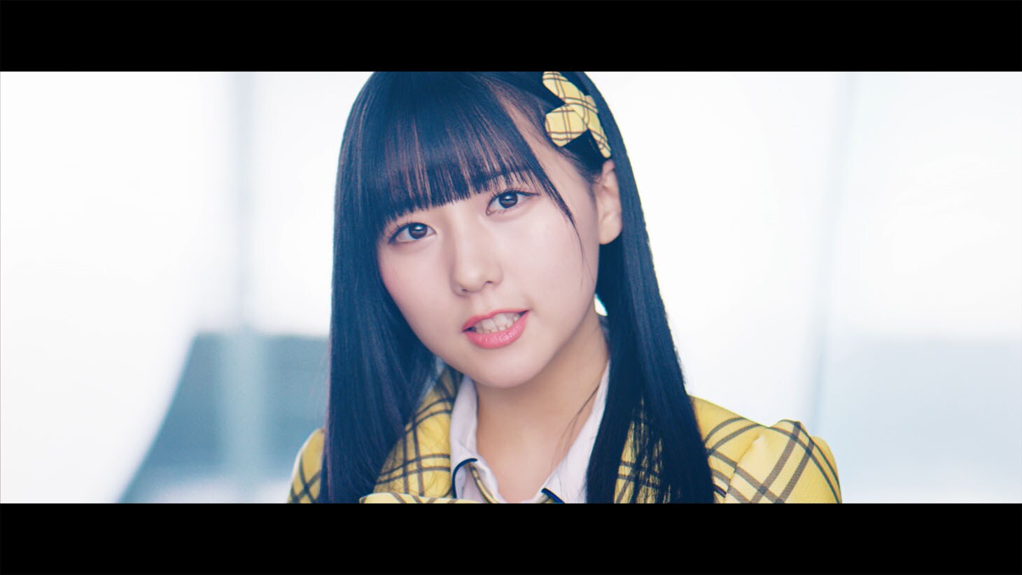 10akb48_mv_tanakamiku.jpg?