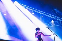 「Les Eurockeennes」出演時の水曜日のカンパネラ。（Photo by Mariko Kurose）