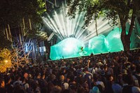 「Les Eurockeennes」出演時の水曜日のカンパネラ。（Photo by Mariko Kurose）