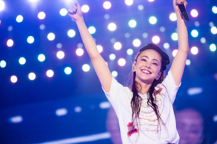 安室奈美恵が引退前日に沖縄でライブ「ステキな思い出になるよう頑張り 