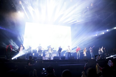 DOBERMAN INFINITYとBALLISTIK BOYZ。