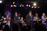 クールに登場したバブルガム・ブラザーズ。