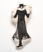 harapeco商店ZOZOTOWN店で販売されているひとつめ様クッション。