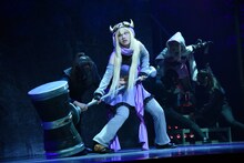 渡邉美穂が演じる深月フェリシア。