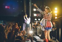 ナナヲアカリ（撮影：このタイミングで秋山）